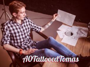 A0TattooedTomas