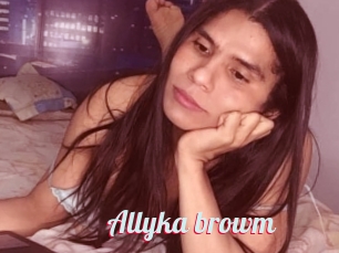 Allyka_browm