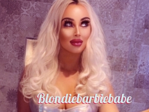 Blondiebarbiebabe