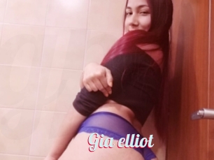 Gia_elliot