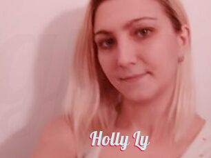 Holly_Ly