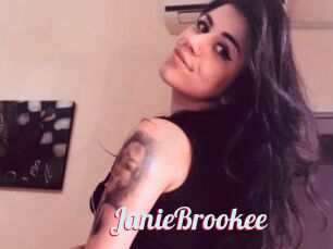 JanieBrookee