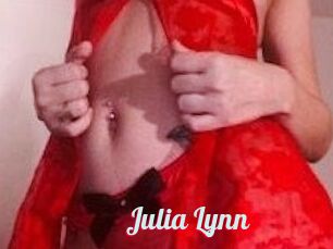 Julia_Lynn