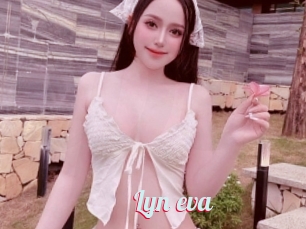 Lyn_eva