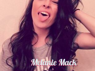 Melanie_Mack