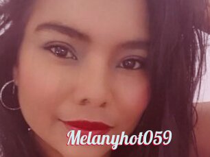 Melanyhot059