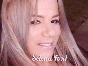 Selena_Fox1