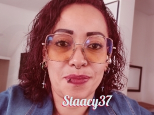 Staacy37